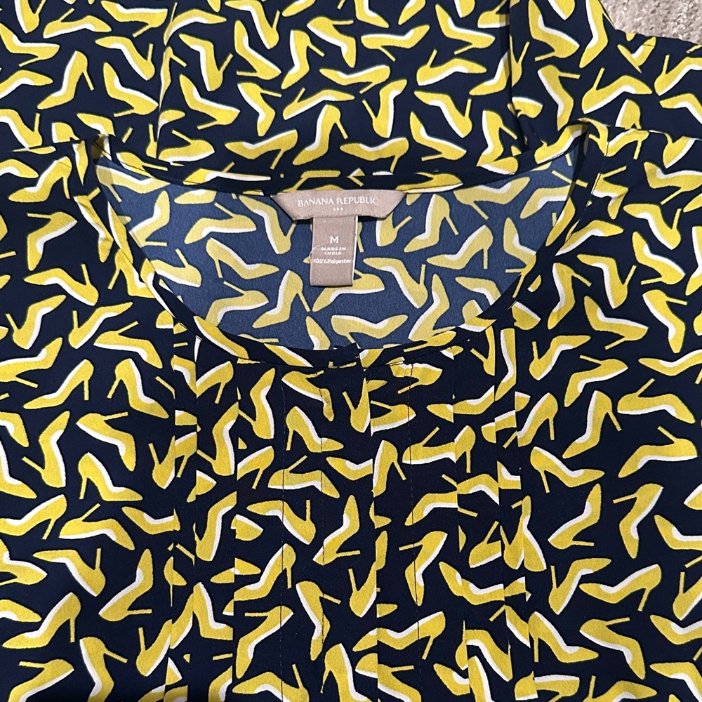 Banana Republic Black and Yellow Abstract Top